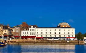 Best Western Le Cheval Blanc -Vue Sur Le Port-Plein Centre Ville
